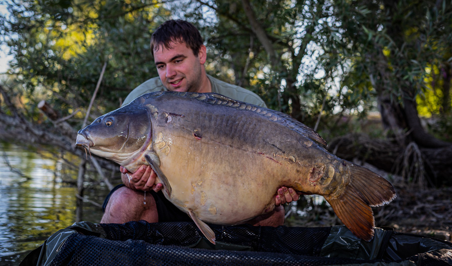 Outdoors: Fishing expedition in Paris, France