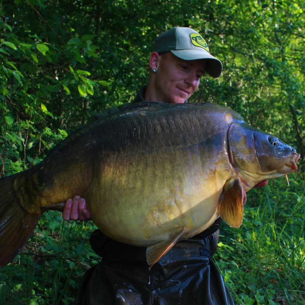 Catching Chunky - Unique Boss Carp in Gigantica - Trophy Carp